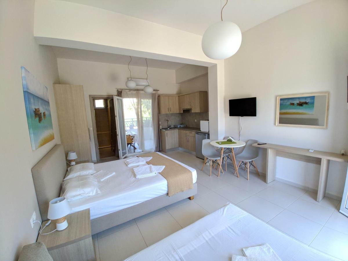 Minimalistic Apartment Near The Sea Guwes Zewnętrze zdjęcie